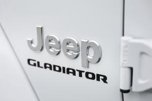 Jeep Gladiator Overland 2020 года  (AU)